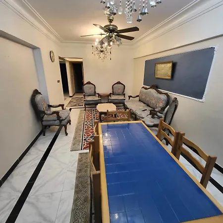 Ferienwohnung شقه فى ميامى بالاسكندريه مطله على البحر Alexandria Exterior foto