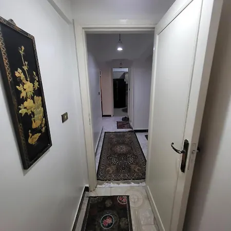 Ferienwohnung شقه فى ميامى بالاسكندريه مطله على البحر Alexandria Exterior foto