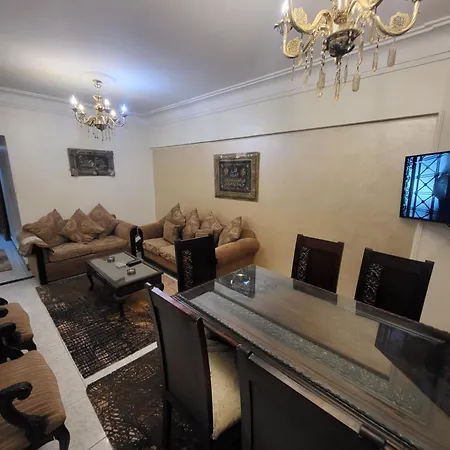 Ferienwohnung شقه فى ميامى بالاسكندريه مطله على البحر Alexandria Exterior foto