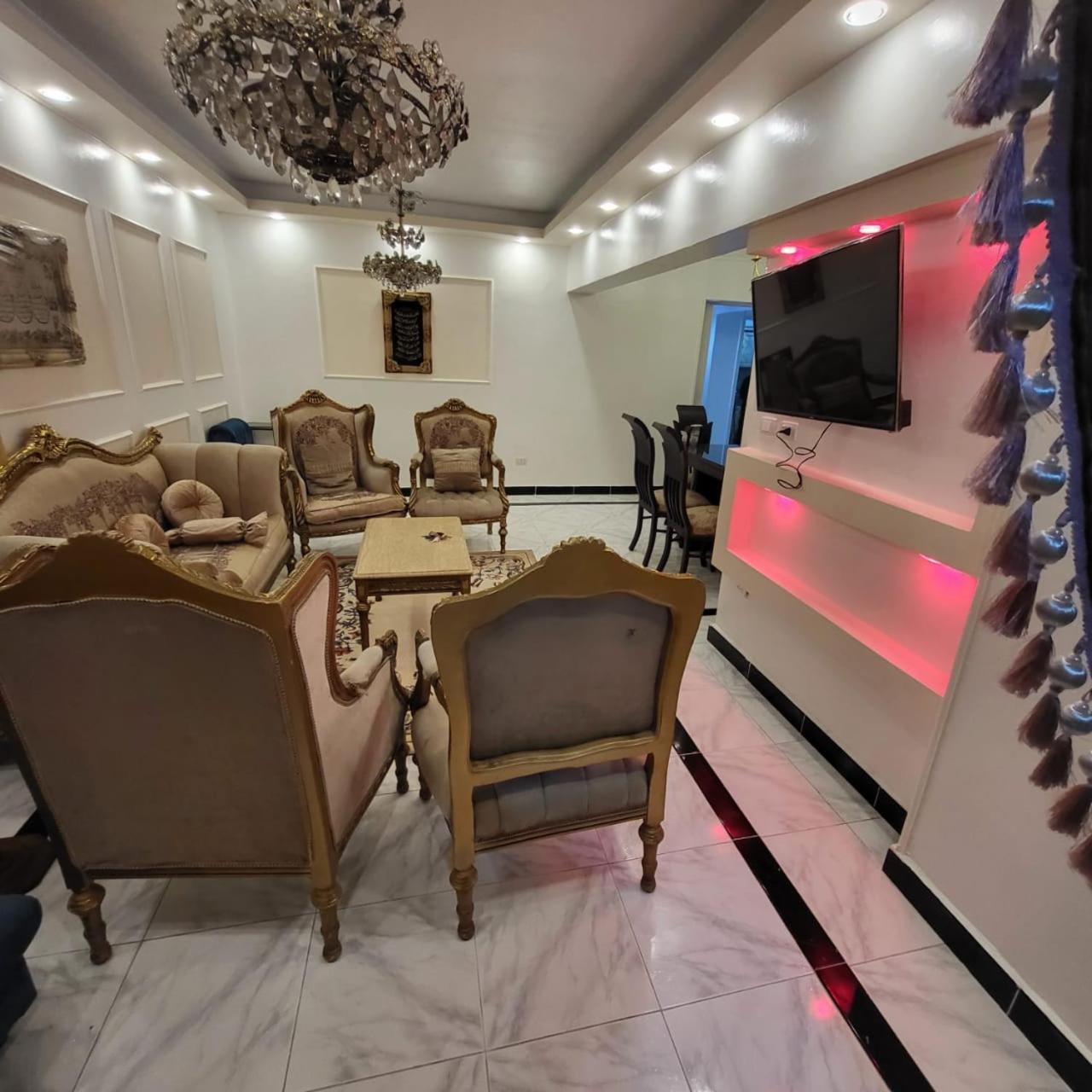Appartement شقه فى ميامى بالاسكندريه مطله على البحر