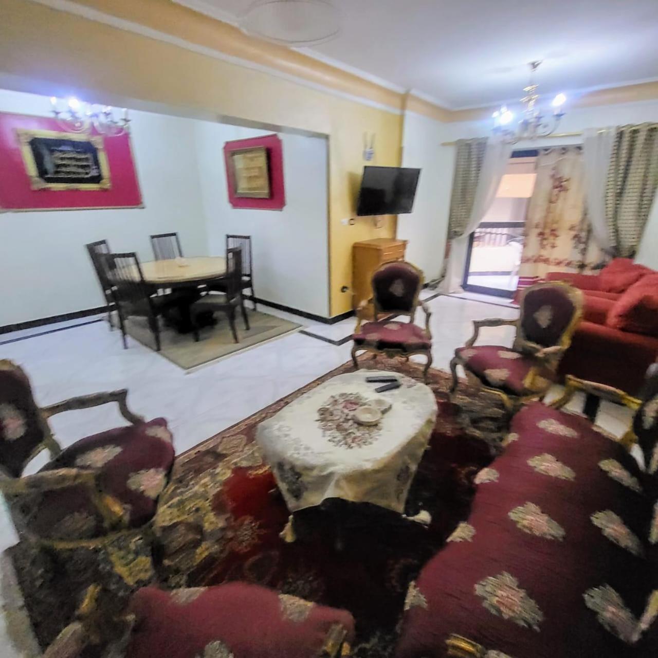 Appartement شقه فى ميامى بالاسكندريه مطله على البحر Alexandrie