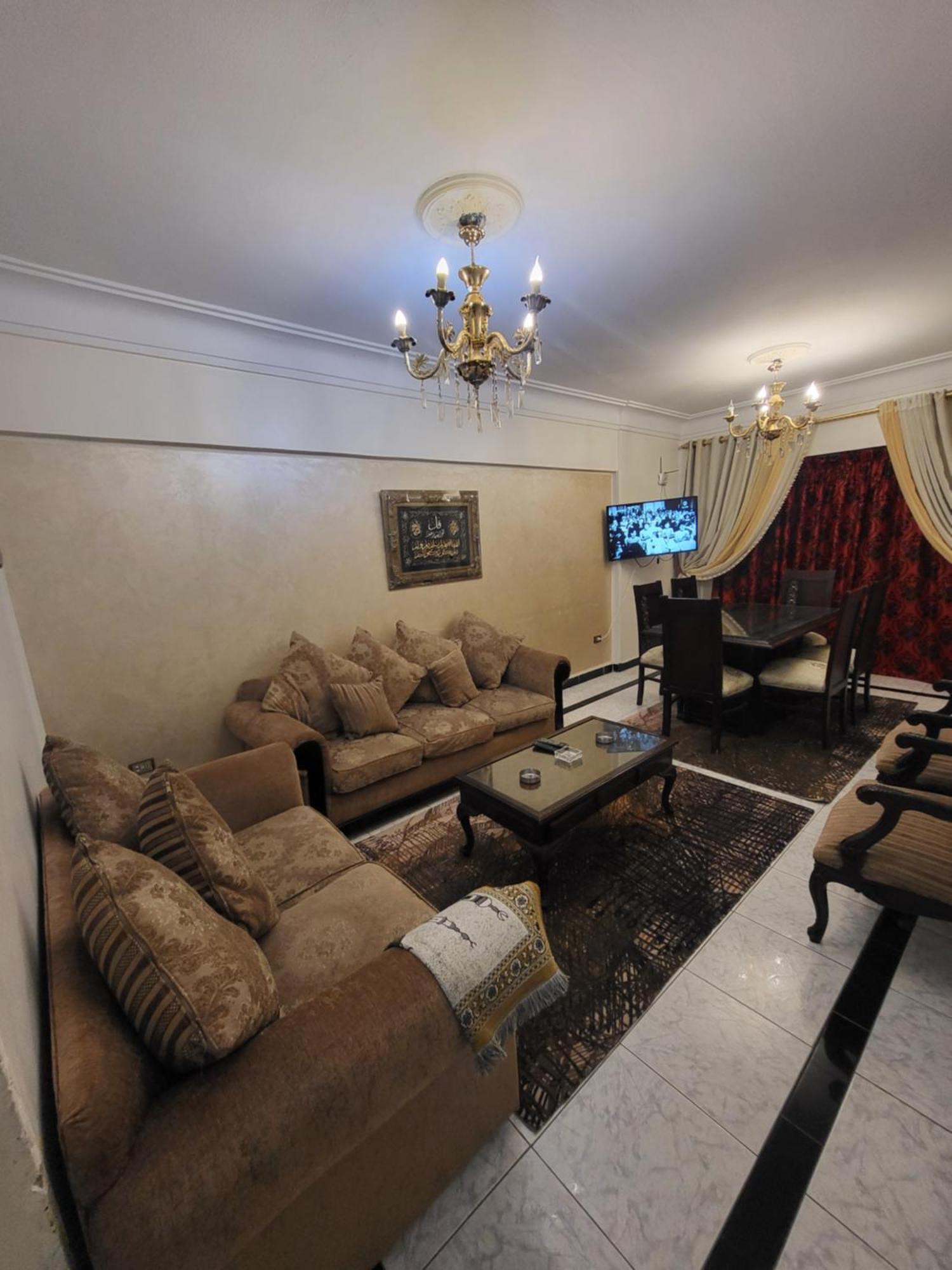 Appartement شقه فى ميامى بالاسكندريه مطله على البحر *