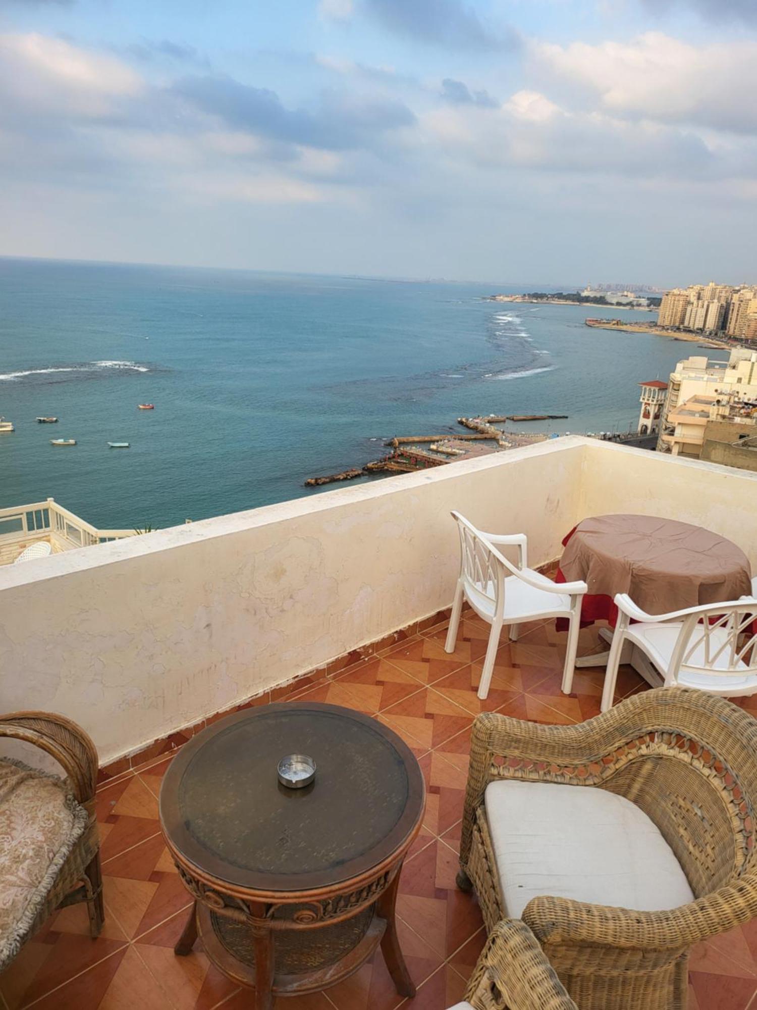 Appartement شقه فى ميامى بالاسكندريه مطله على البحر