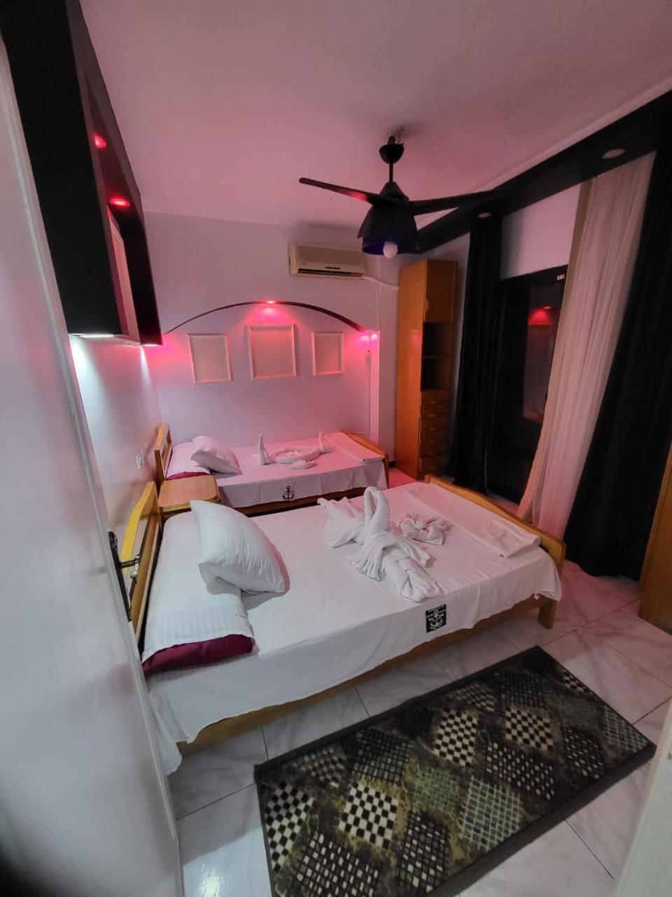 Appartamento شقه فى ميامى بالاسكندريه مطله على البحر Alessandria